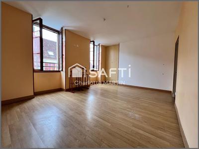Maison - 104 m² - 5 pièces
