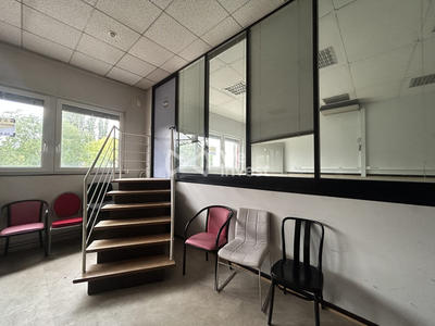 Bureau - 450 m²