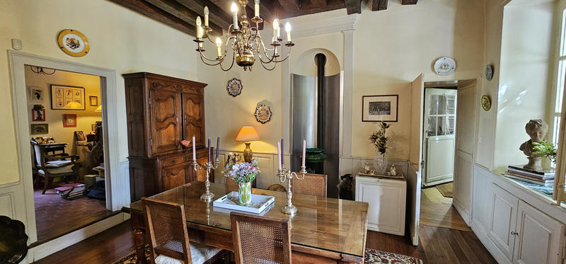 Propriété - 224 m² - 10 pièces