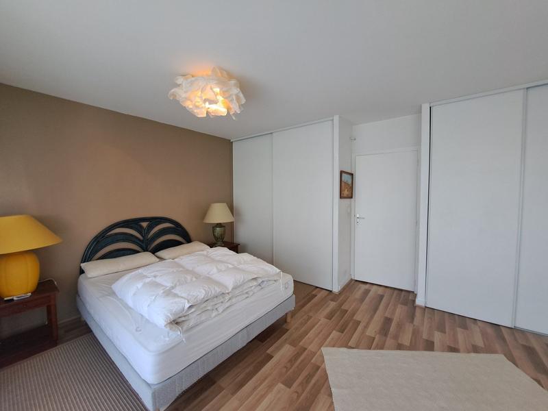 Appartement - 102 m² - 4 pièces