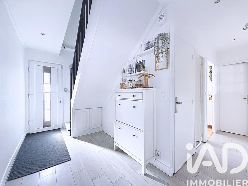 Maison - 117 m² - 6 pièces