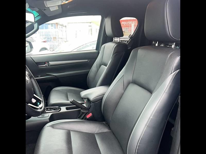 Toyota Hilux X-Tra Cab 4wd 2.8l 204 d-4d Invincible