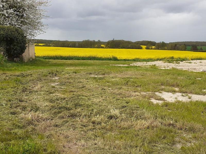 Terrain constructible - 899 m²