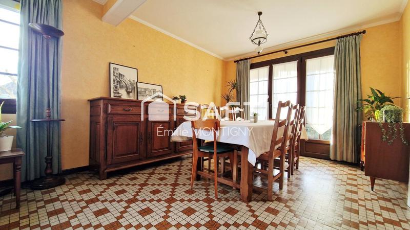 Maison - 194 m² - 7 pièces