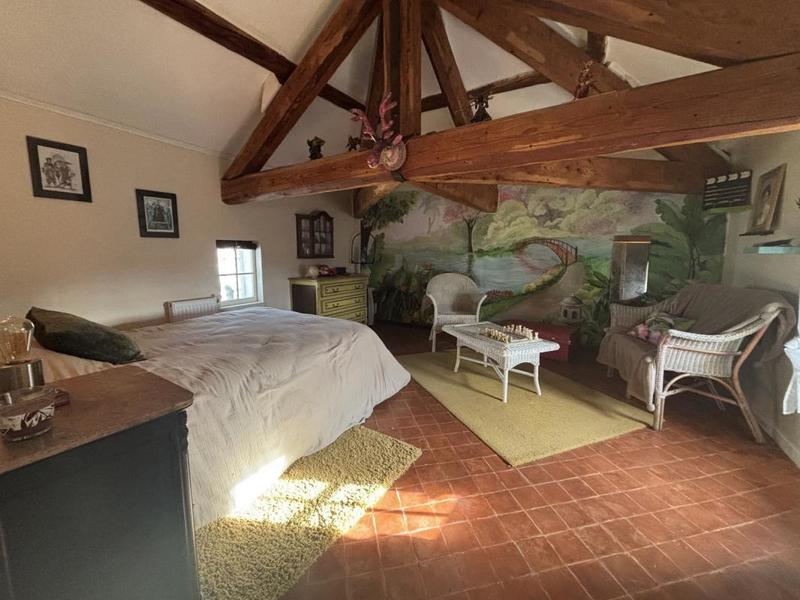 Maison de maîtres - 271 m² - 8 pièces