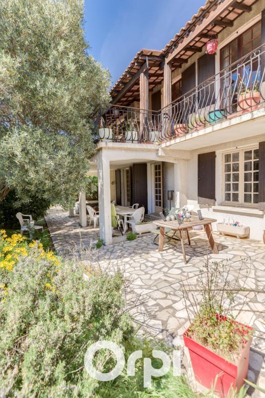 Maison - 252 m² - 6 pièces