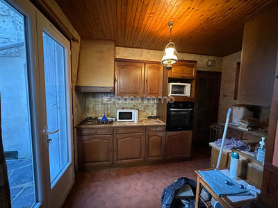 Maison - 240 m² - 12 pièces