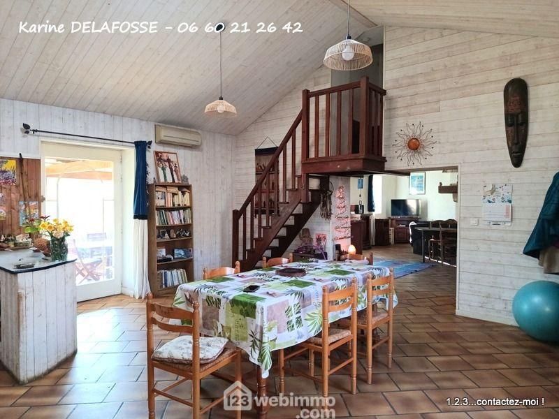 Maison de village - 207 m² - 9 pièces