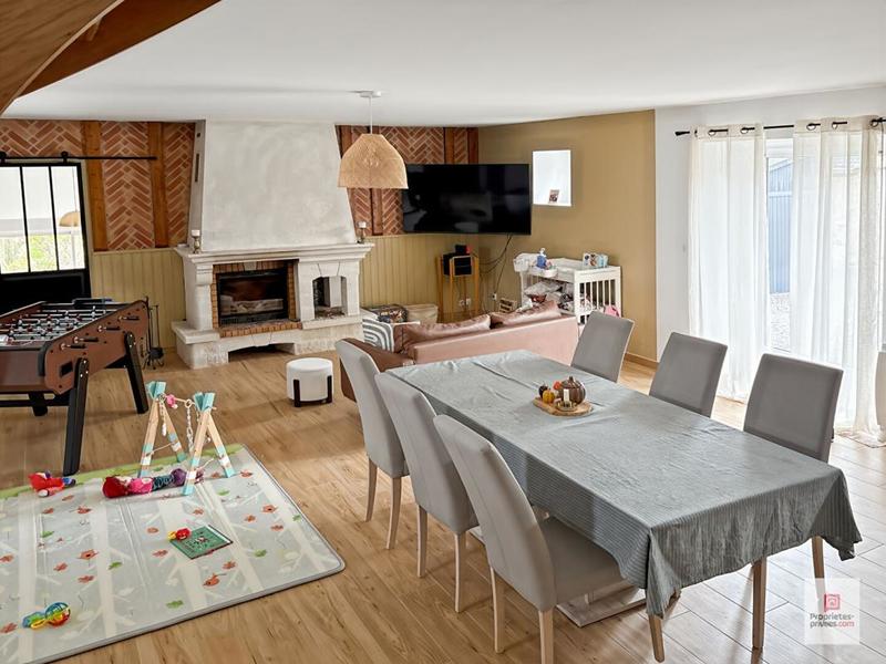 Maison - 160 m² - 6 pièces