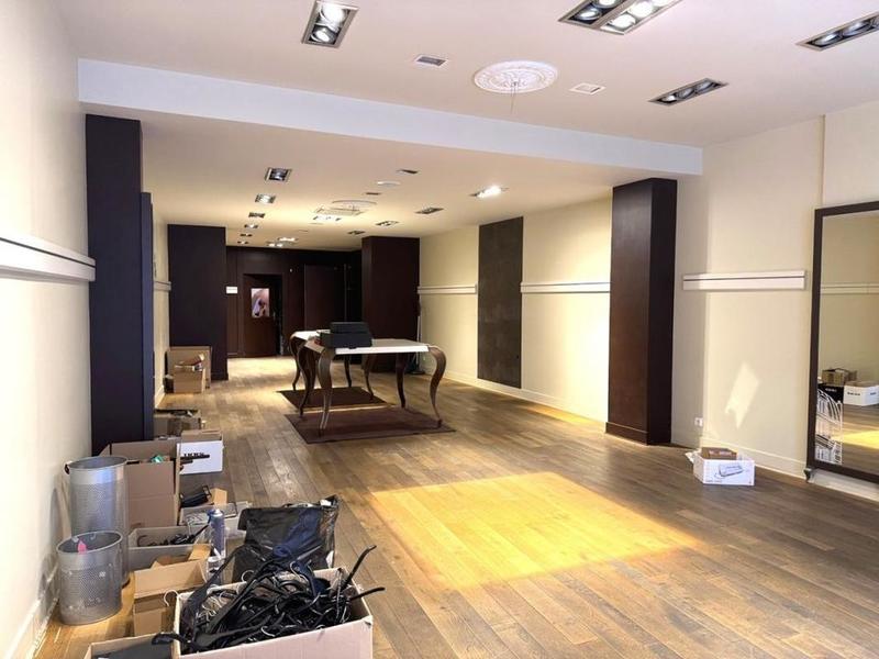 Local commercial - 116 m² - 2 pièces