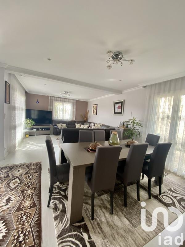 Maison - 183 m² - 7 pièces