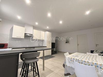 Maison - 60 m² - 4 pièces