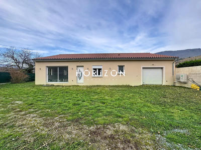 Maison contemporaine - 131 m² - 4 pièces