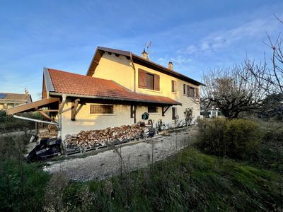 Maison - 138 m² - 5 pièces