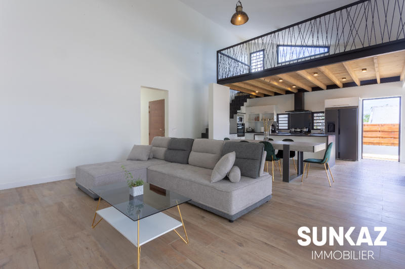 Maison - 127 m² - 5 pièces