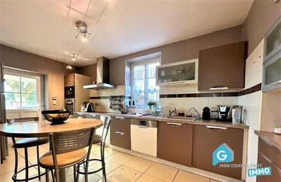 Maison ancienne - 200 m² - 8 pièces