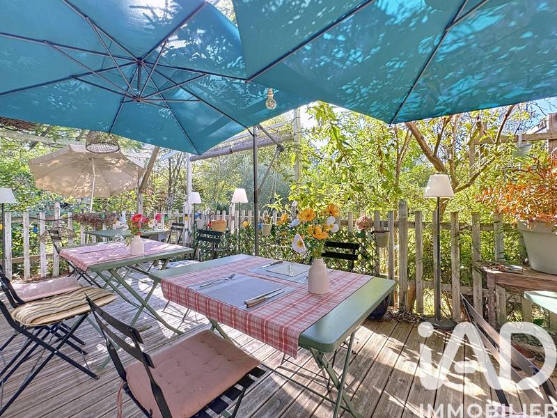 Maison - 179 m² - 8 pièces