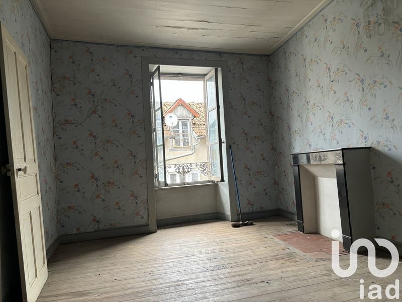 Maison de village - 303 m² - 6 pièces