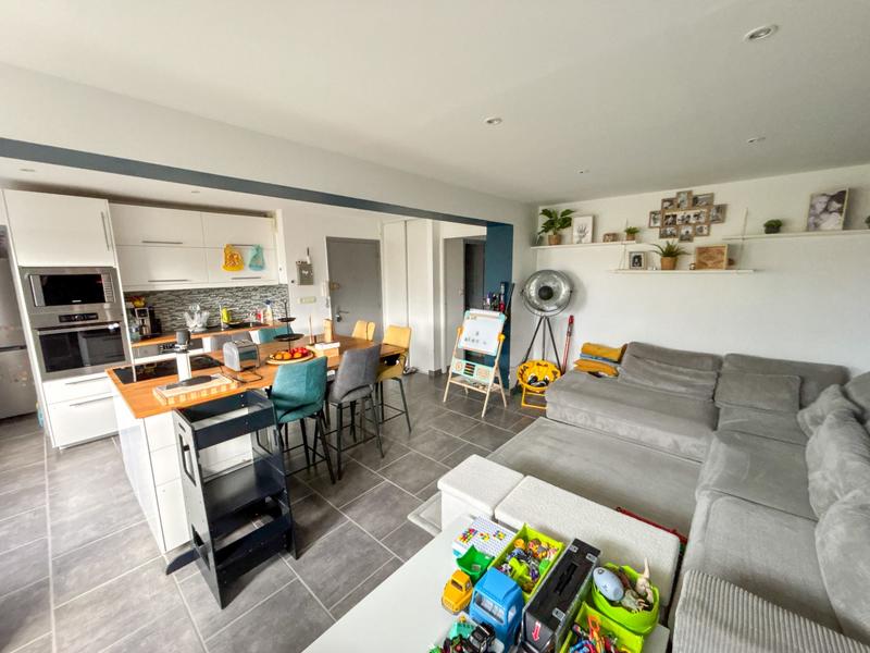 Appartement - 76 m² - 4 pièces