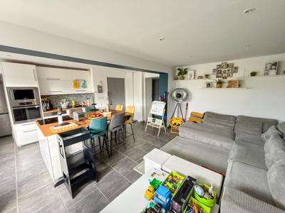 Appartement - 76 m² - 4 pièces