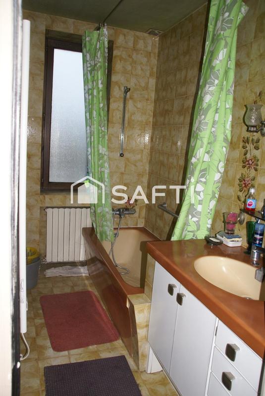 Maison - 97 m² - 6 pièces