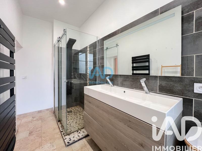 Maison - 200 m² - 10 pièces