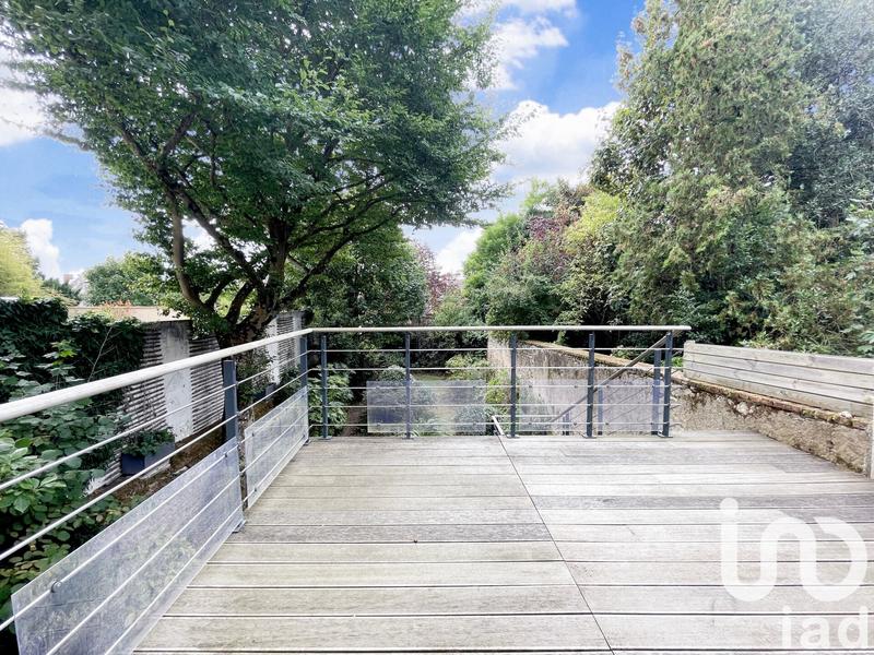 Maison de ville - 247 m² - 8 pièces