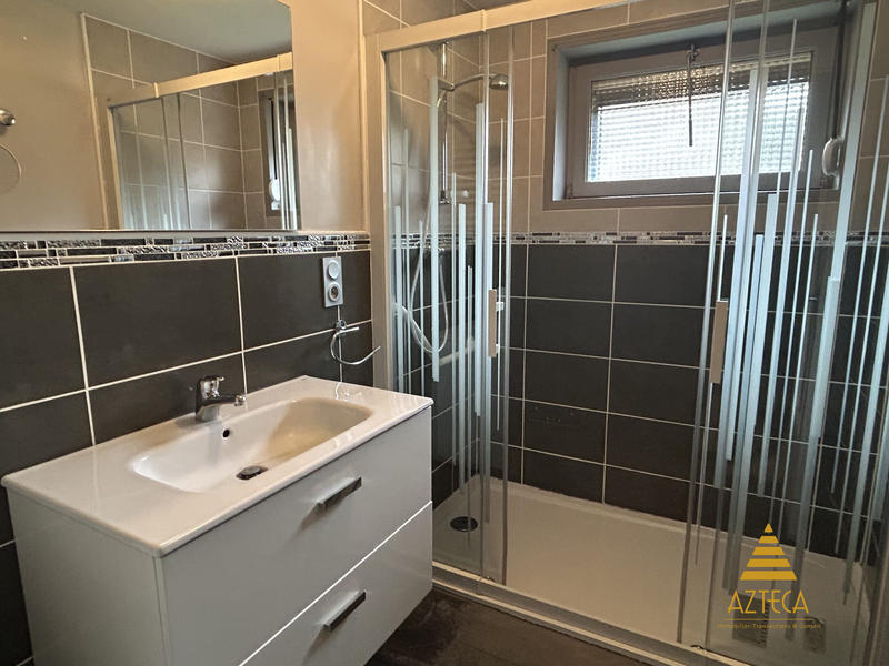 Maison - 84 m² - 3 pièces