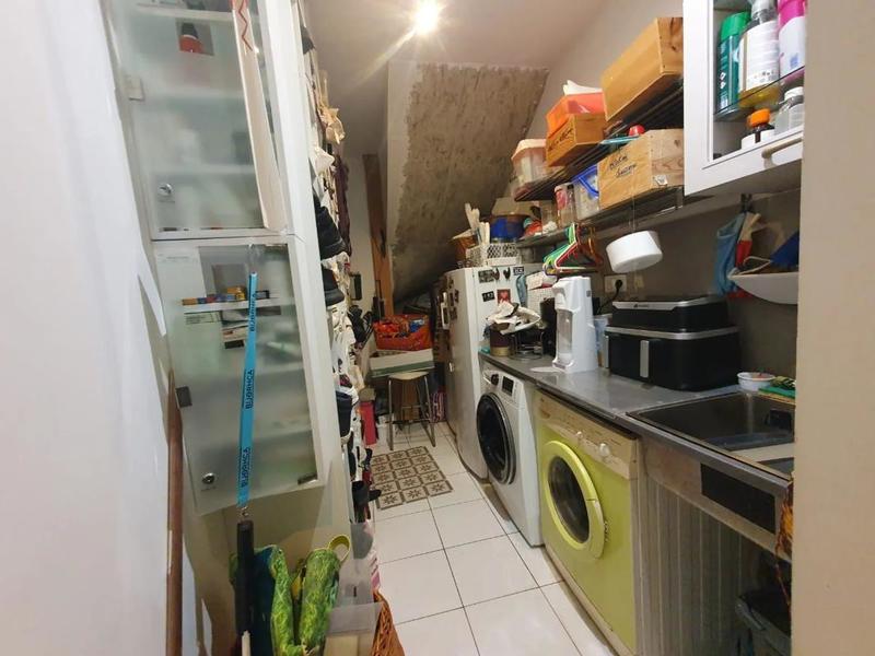 Maison - 270 m² - 10 pièces