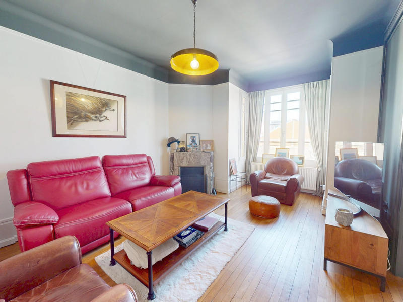 Appartement - 80 m² - 4 pièces