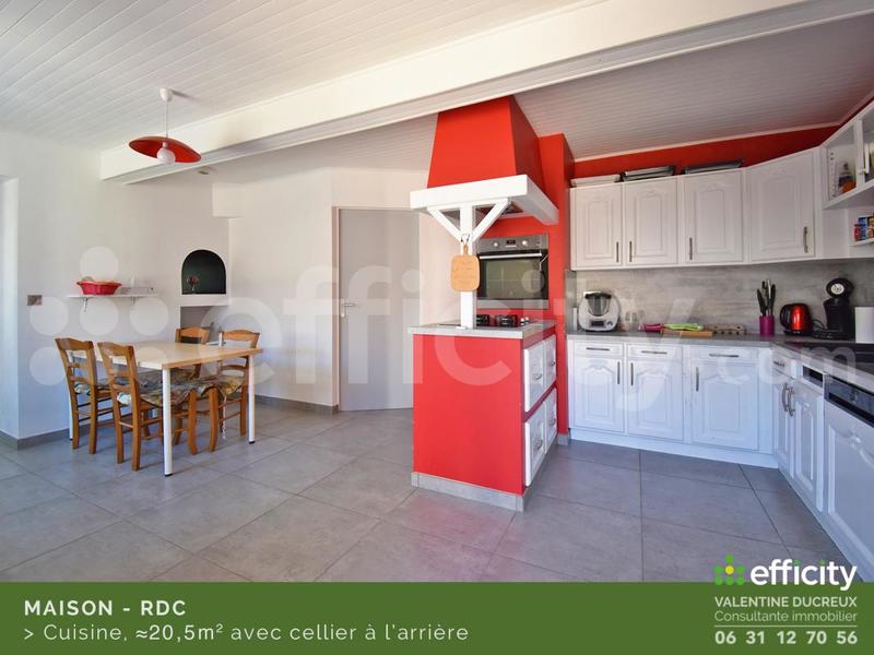 Maison - 160 m² - 7 pièces