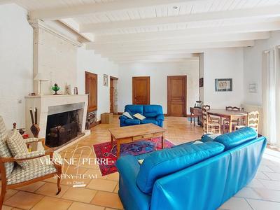 Maison - 143 m² - 5 pièces