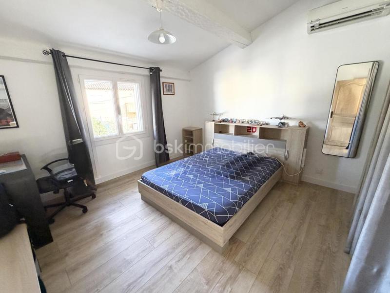 Maison - 210 m² - 8 pièces