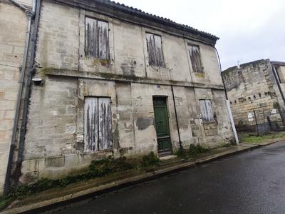 Maison ancienne - 110 m² - 2 pièces