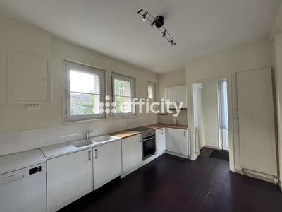 Maison - 70 m² - 4 pièces