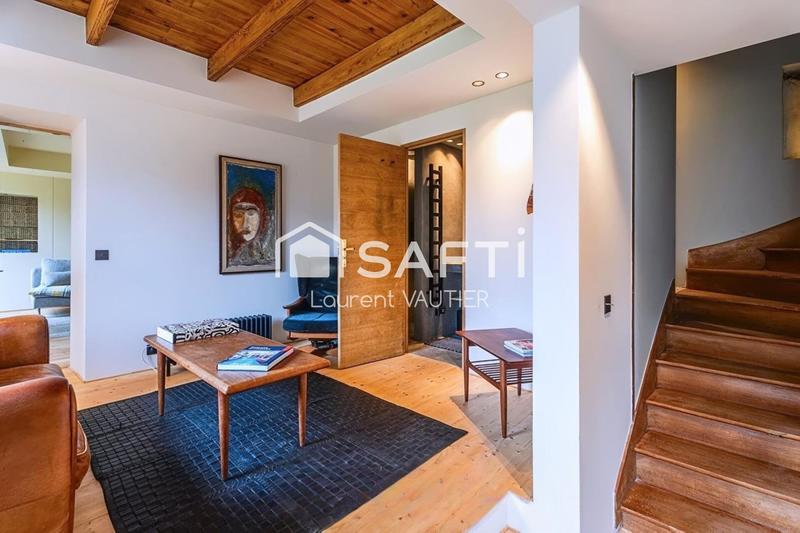 Maison - 163 m² - 7 pièces