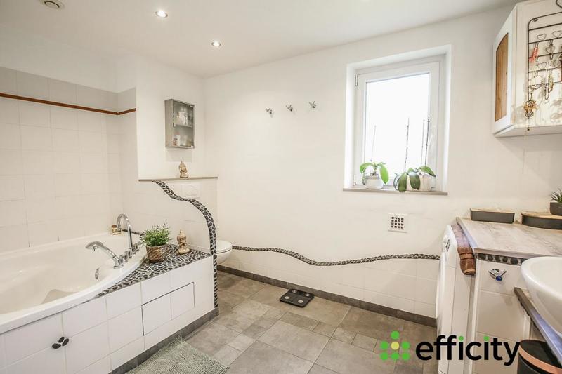 Maison - 185 m² - 6 pièces