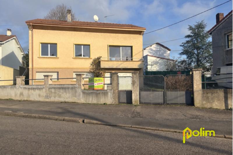 Maison - 95 m² - 5 pièces