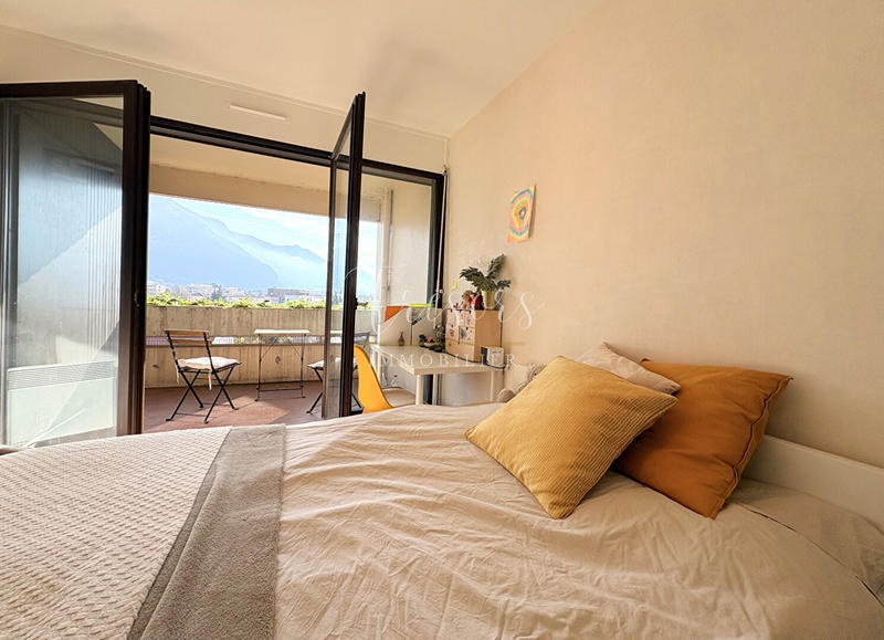 Appartement - 154 m² - 6 pièces