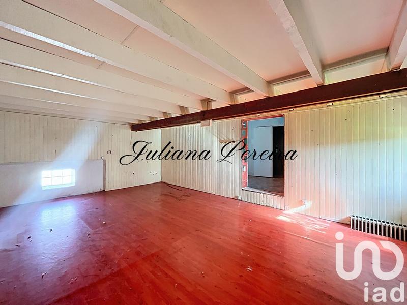 Maison - 248 m² - 11 pièces