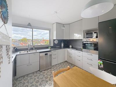 Appartement - 104 m² - 5 pièces