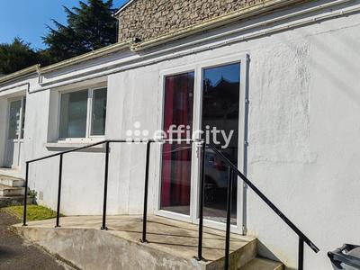 Bureau - 120 m² - 4 pièces