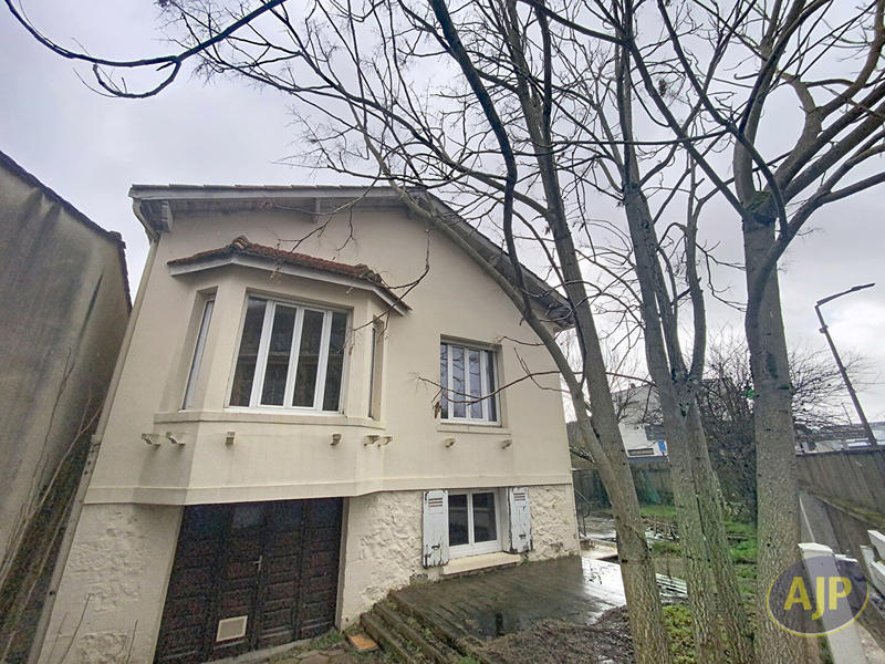 Maison - 113 m² - 5 pièces