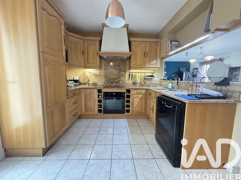 Maison - 147 m² - 5 pièces