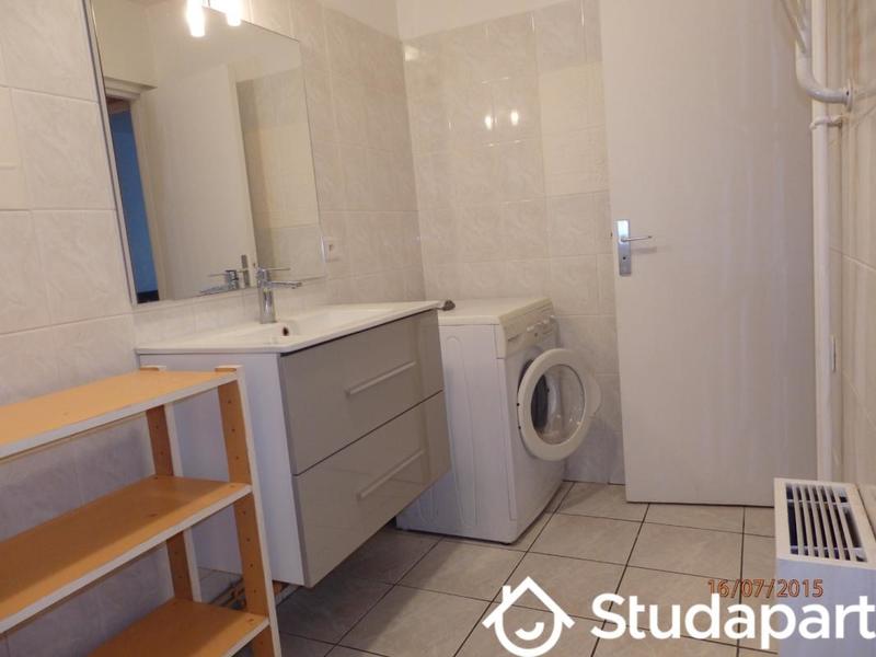 Chambre - 15 m² - 1 pièce