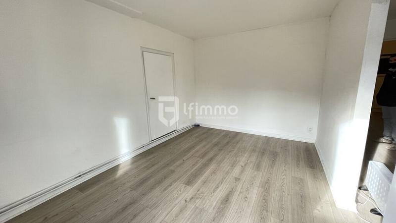Immeuble - 155 m² - 9 pièces