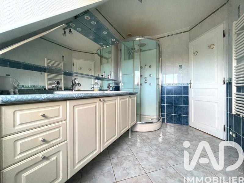 Maison - 144 m² - 5 pièces