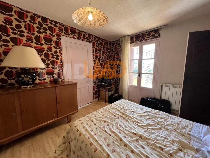 Villa - 237 m² - 8 pièces