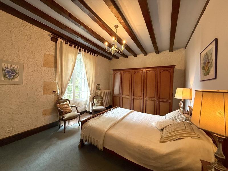 Maison - 333 m² - 9 pièces