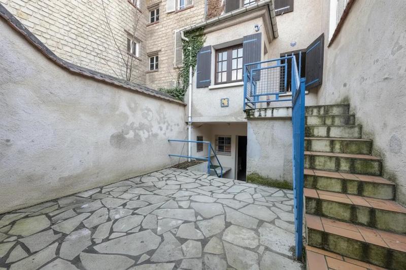 Maison - 80 m² - 6 pièces